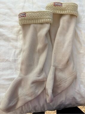 Hunter Cream Knit Boot Cuff with Branded Patch size medium